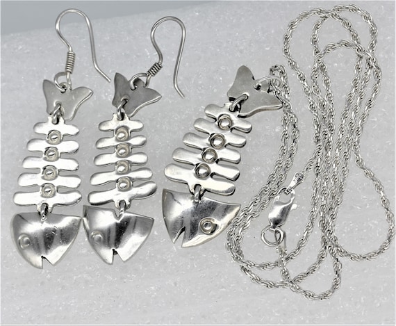 STERLING SILVER TAXCO Mexico fish skeleton necklac
