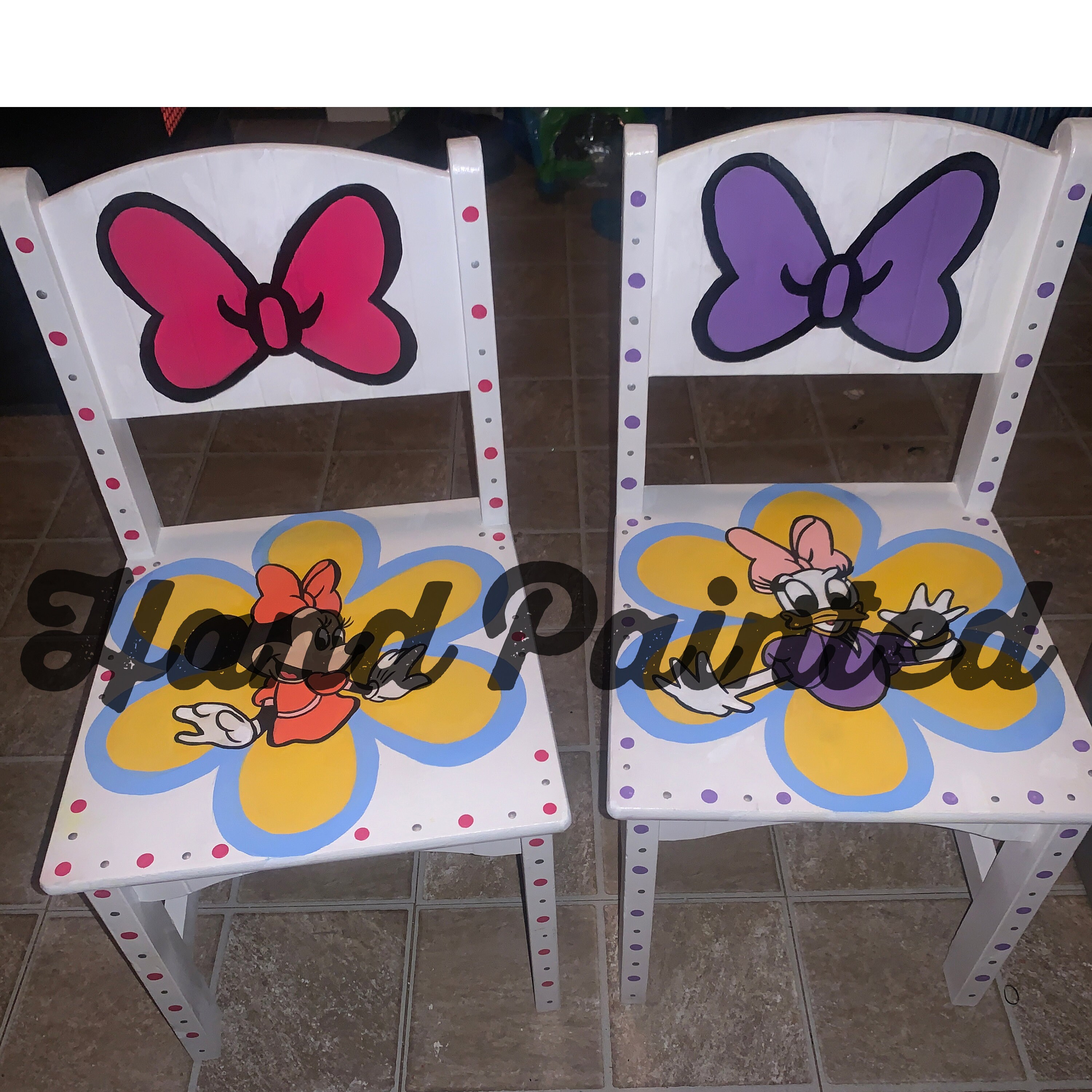 Disney Minnie Jet Set Fold N Go Chair 