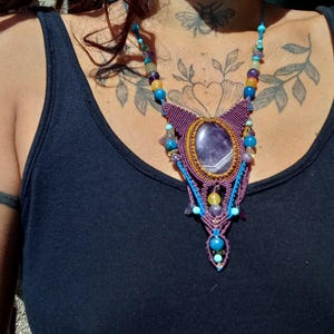 pendant necklace