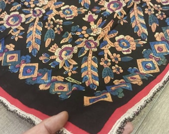 刺繍、装飾刺繍、壁装飾、トルコ刺繍、装飾織物、織物断片