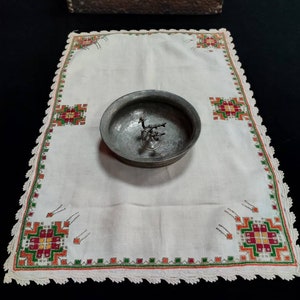 Antique textile, embroidery, antique embroidery, decorative textile, collectibles textile, antique decorations, home decorations, home decor