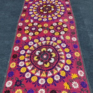 Suzani, embroidery, Uzbek embroidery, Uzbek suzani, antique textile, decorative textile, decorative embroidery, antique decorations, decor