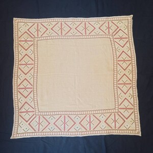 Vintage textile, embroidery, vintage embroidery, tablecloth, handmade textile, decorative textile, decorative embroidery,home decor, vintage