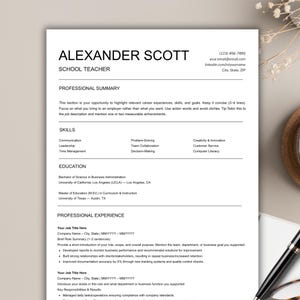 Minimalist Resume Template, Professional Curriculum Vitae (Digital Download)