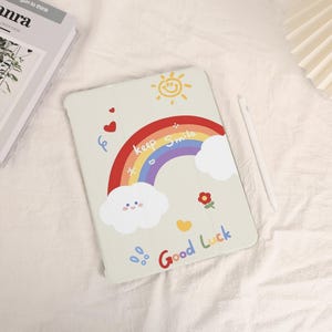 Sunny Rainbow Good Luck Art iPad Case, iPad Air 11&quot; 13&quot; 2025 2024 iPad Pro 13&quot; iPad Air 6 5 Pro 12.9&#39;&#39; 10.9&quot; 9.7&quot; iPad 10 mini 7 6 Case