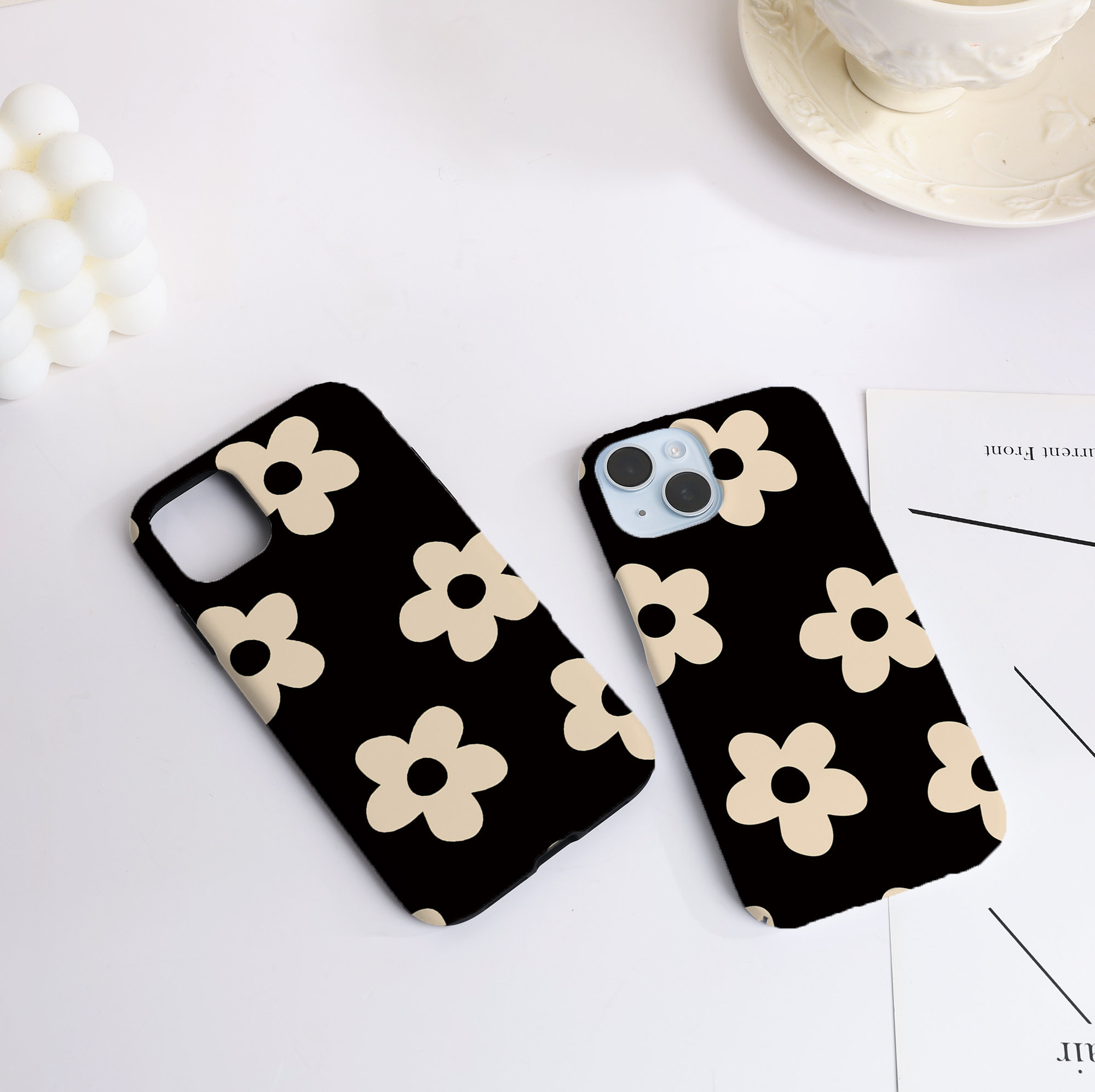 ★送料・関税込★DIMANCHE★VINTAGE HOUSE CASE★ Black & White Floral Retro Phone Case, Phone Cover for