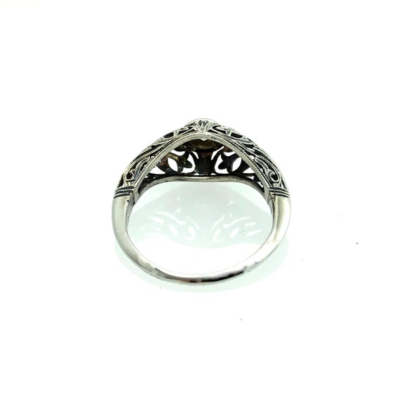 Glamorous White Gold engagement ring with Diamond - image 5