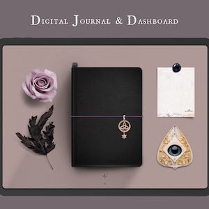 Könnte beinhalten: Ein digitales Journal und Dashboard, das auf einem Tablet angezeigt wird. Das Bild zeigt ein schwarzes Journal mit einem lila Kordel, eine Rose, ein Blatt, eine Notiz und ein dekoratives, augenförmiges Objekt. Der Text "DIGITAL JOURNAL & DASHBOARD" steht oben.