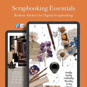Peut inclure: Éléments de scrapbooking numérique affichés sur une tablette. L'image présente des autocollants réalistes, notamment des fleurs séchées, un stylo, de l'encre et du texte qui dit "Scrapbooking Essentials" et "Realistic Stickers for Digital Scrapbooking."