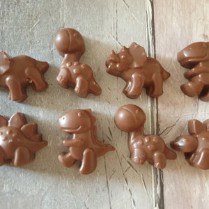 Pack of 8 Belgian Milk Chocolate Dinosaurs