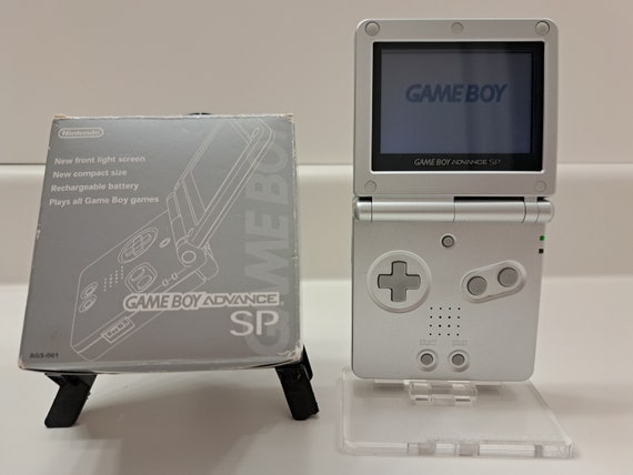 Nintendo Game Boy Advance SP - Platinum