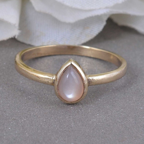 18k Gold Peach Moonstone Ring, Moonstone Ring, Moonstone Ring Gold, 18k Solid Gold Moonstone, Natural Moonstone Ring, Girlfriend Gift