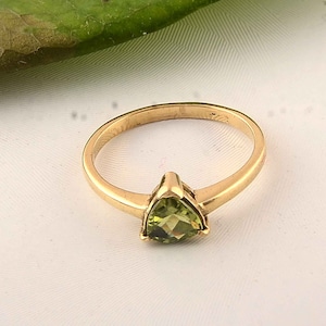 Dainty Peridot Ring,  Ring, 18k Gold Minimalist Ring, Stacking Ring, Simple Ring, Thin Ring, Christmas Gift, Gift for Her