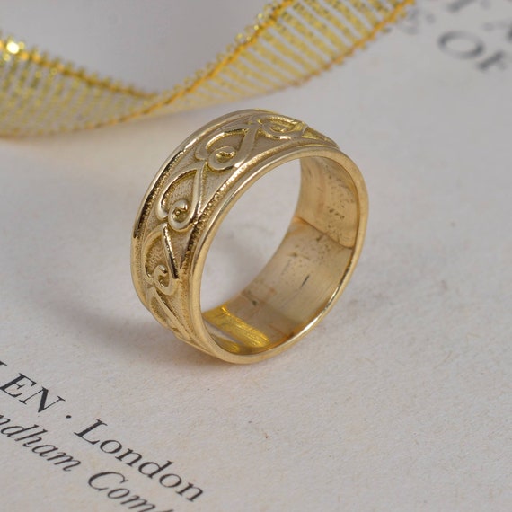 ShipJewel Isle Band Ring-14KT Gold-6 14kt Diamond Yellow Gold ring Price in  India - Buy ShipJewel Isle Band Ring-14KT Gold-6 14kt Diamond Yellow Gold  ring online at Flipkart.com