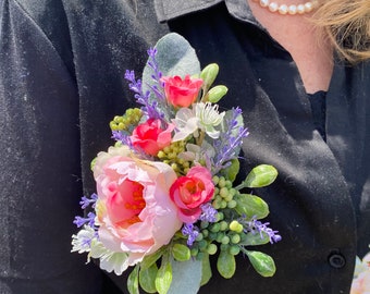 Spring Meadow Pin on Corsage