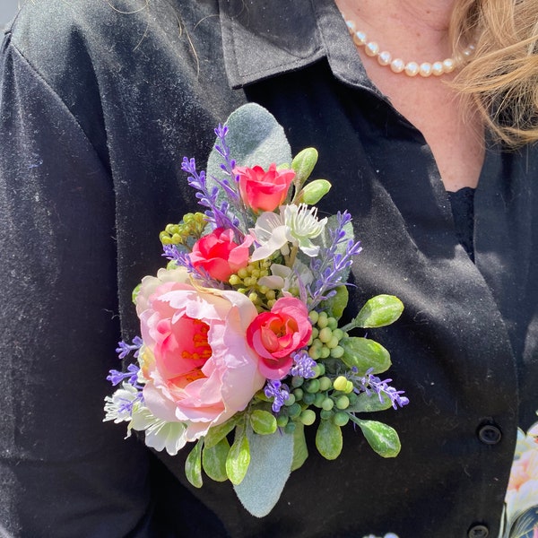 Spring Meadow Pin on Corsage