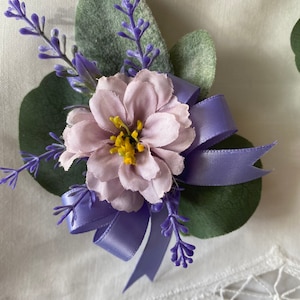 Periwinkle Posie Pin on Corsage