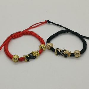 Red/Black Tibetan Buddhist Bracelet with Golden Pixiu - Feng Shui Bracelet - Adjustable Size - Premium Quality