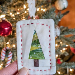 Christmas Tree Quilt Ornament Pattern – Digital PDF | Foundation Paper Piecing | Beginner-Friendly