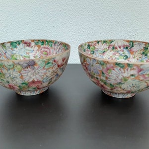 A pair of antique Chinese porcelain Mille Fleurs bowls early 20TH C. around 1920