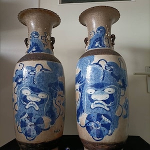 A large pair of antique 19TH C. porcelain Chinese Foodog Nanking vases