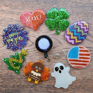 Interchangeable Holiday Badge Reel Set