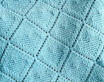 Blanket Pattern Download // PATTERN: Quilted Hearts Blanket // Loop Yarn Pattern // Finger Knit // Chunky Knit Throw // Alize Puffy Fine