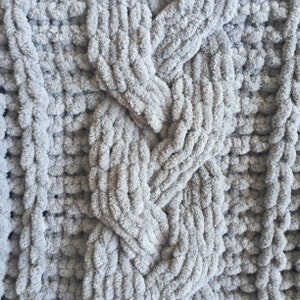 Blanket Pattern Download // PATTERN: Extra-chunky Braid Cable Blanket ...