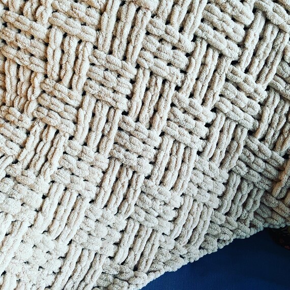 Bernat blanket yarn basket weave pattern clearance