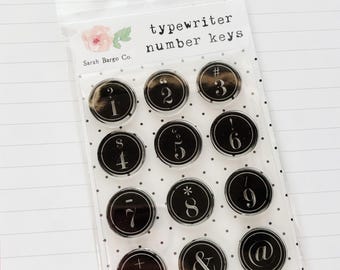 Clés numériques de machine à écrire Joyeux petits timbres !