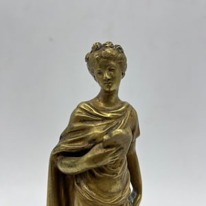 Bronze sculpture, bronze statue, bronze woman, home decor, antique bronze decor, art&collectibles