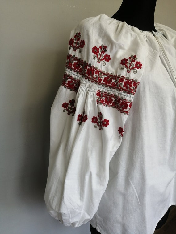 archaic black vyshyvanka ukrainian dress vintage vyshyvanka vintage\u30a6\u30af\u30e9\u30a4\u30ca \u523a\u7e4d \u30a2\u30f3\u30c6\u30a3\u30fc\u30af \u30a6\u30af\u30e9\u30a4\u30ca \u523a\u7e4dukrainian embroidery vyshyvanka ukrainian blouse