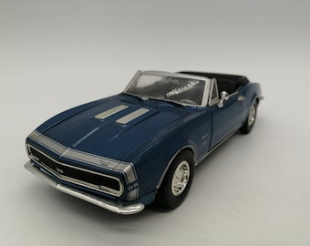 Car model Chevrolet Camaro SS 1967 Toy Car Vintage car collection car Metal car