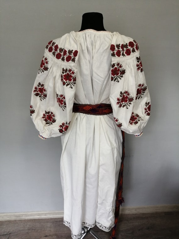 Vintage traditional Ukrainian embroidered shirt V… - image 8