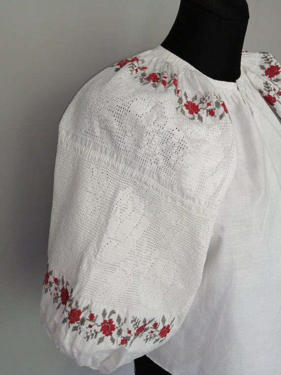 Vyshyvanka Lace Ukrainian blouse Embroidered Women