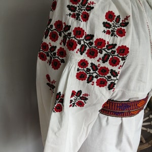 Vintage traditional Ukrainian embroidered shirt Vyshyvanka Vintage embroidered shirt Embroidered folk women's shirt