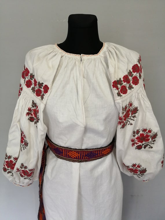 Vintage traditional Ukrainian embroidered shirt V… - image 3