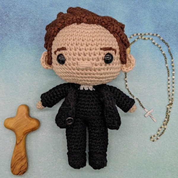 PATTERN: Priest Doll