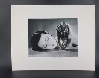 MAN RAY - ORIGINAL- Noire et Blanche - Photography Certificate Edition YellowKorner