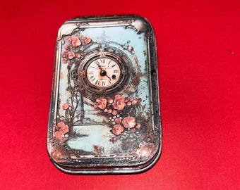 Victorian Timepiece Reed Case