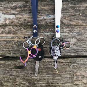 Biothane 9” Wristlet Keychain with Nickel, Rose Gold, Black, Rainbow, 1/2“ or 3/4&quot; Wide Waterproof Key Fob, Custom Colours