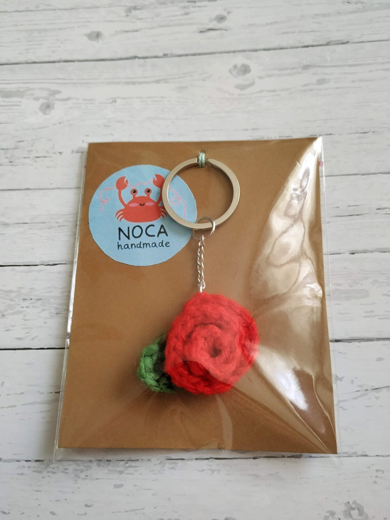 Rose Keychain, Rose Keyring, Crochet Keychain Rose, Red Rose Keychain