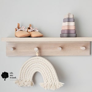 Porte-manteau en bois avec étagère, décor de chambre d'enfant, rail Peg avec étagère, porte-manteau en chêne, étagère de pépinière, étagère de chambre d'enfant, décor d'enfant image 7