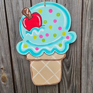 Ice Cream Door Hanger: Summer Treat Decor