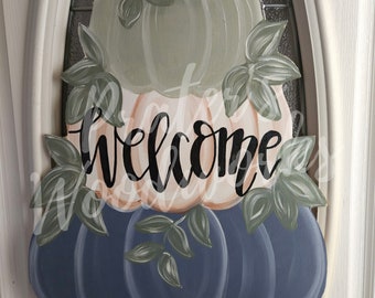 Hand Painted Pumpkin Stack Door Hanger: Fall Welcome Decor