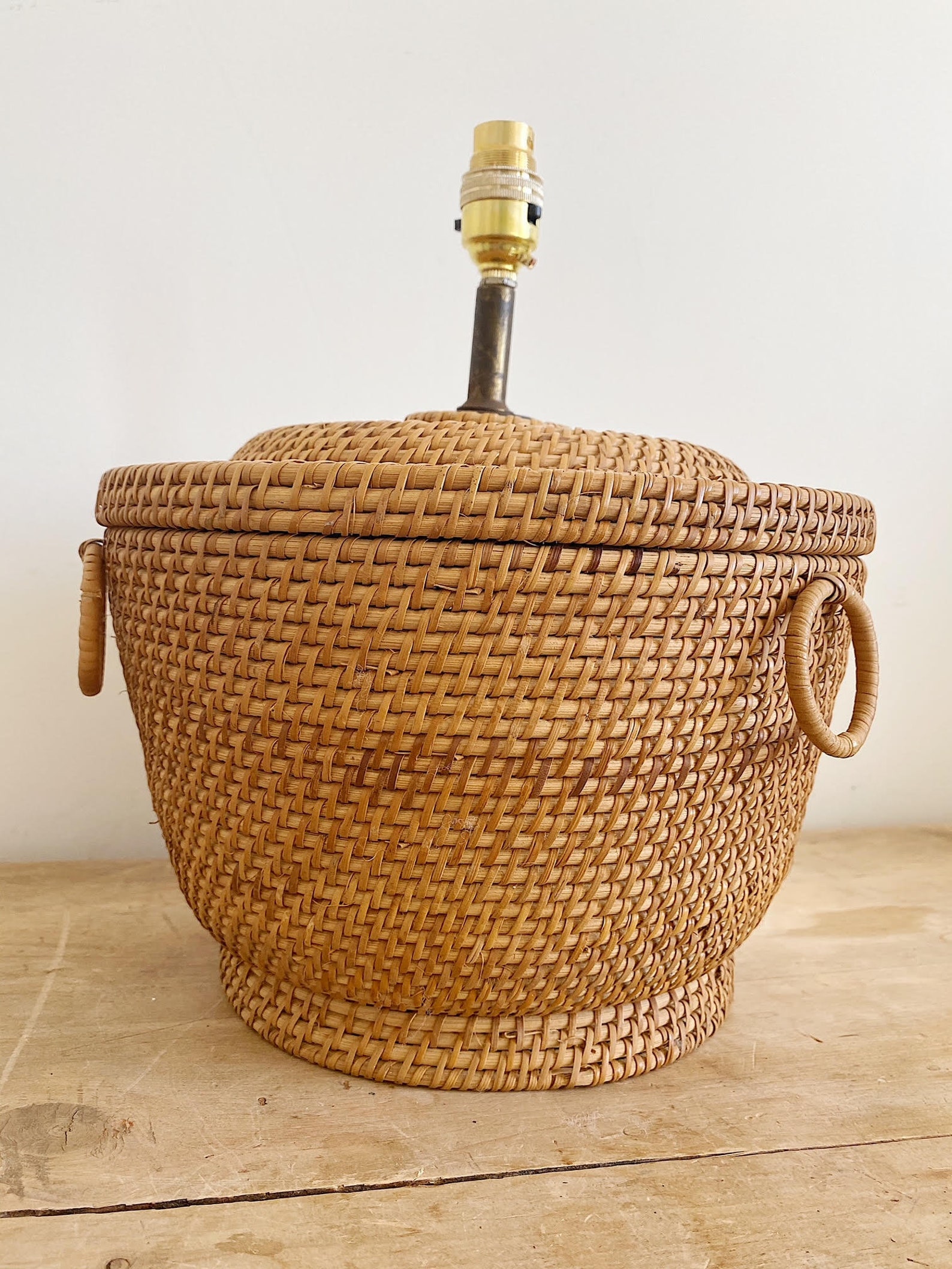 Woven Wicker Basket Table Lamp Etsy