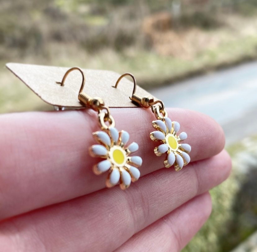 Flower Daisy Charm Dangly Cute Earrings For Women White And Etsy