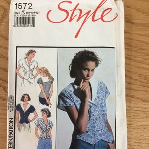 Vintage Style pattern 1572 set of blouses