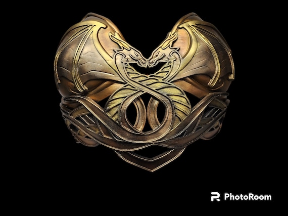 Dragons chest bust piece woman armor with dragons Fourth Wing