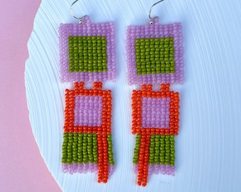 CUTIE SQUARE beaded earrings ・ Seed bead earrings ・ Unique beaded earrings ・ Beaded Art ・ Modern beaded earrings ・ Contemporary ・ Abstract